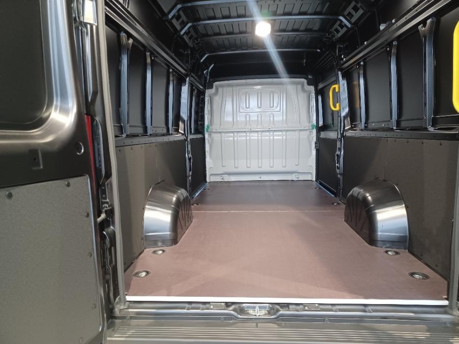 Toyota Proace MAX 2025