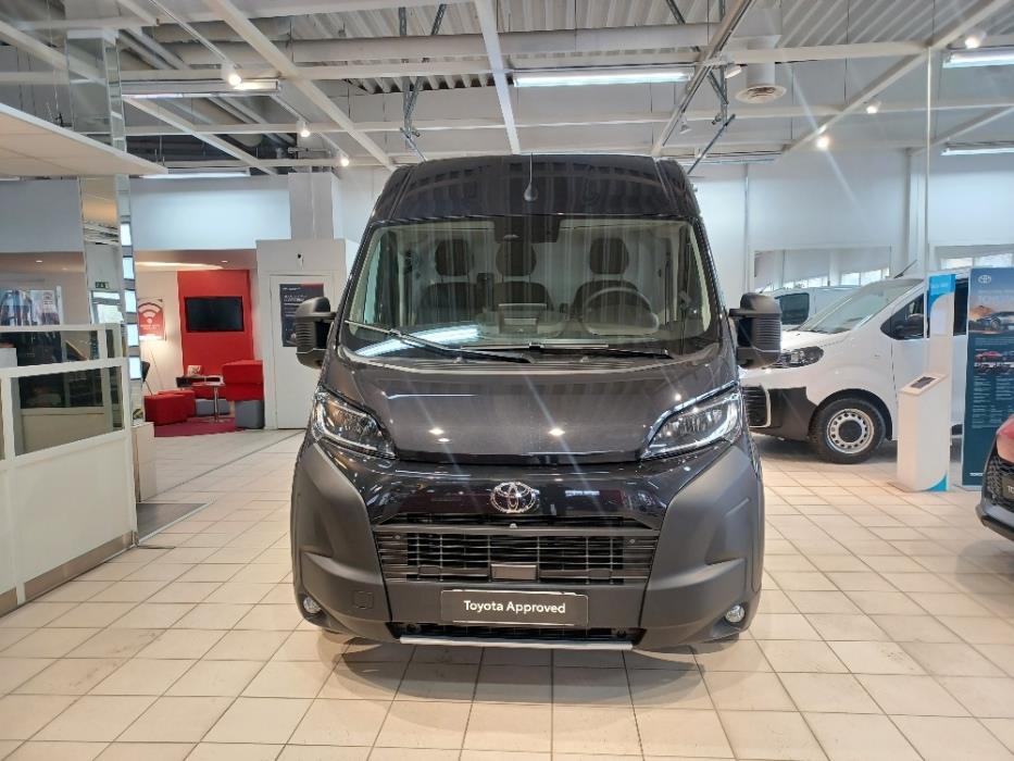 Toyota Proace MAX 2025
