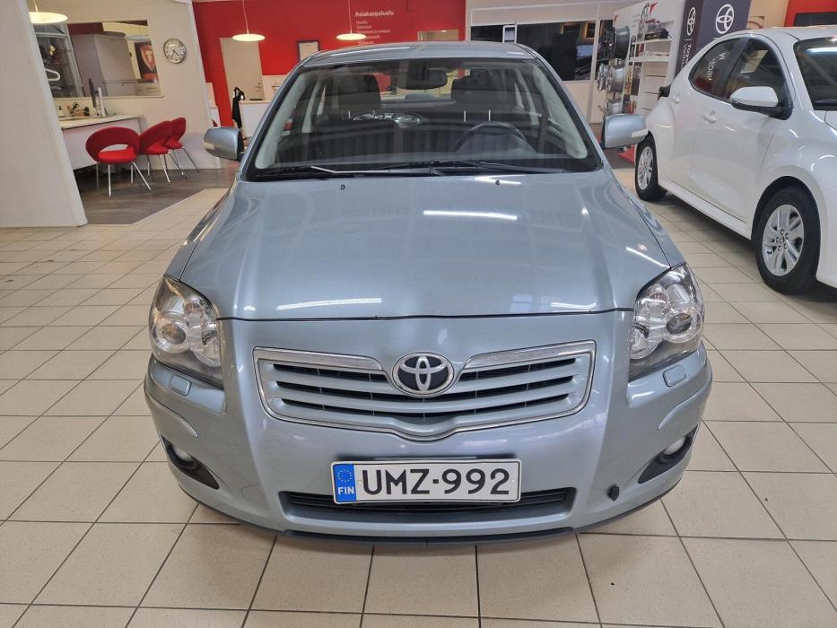 Toyota Avensis 2008
