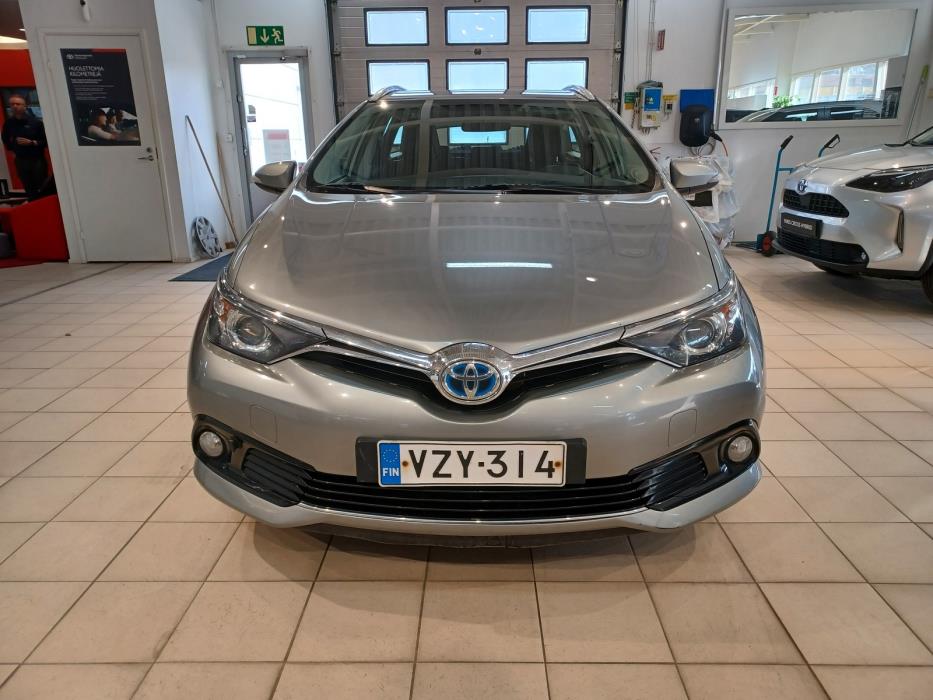 Toyota Auris 2016