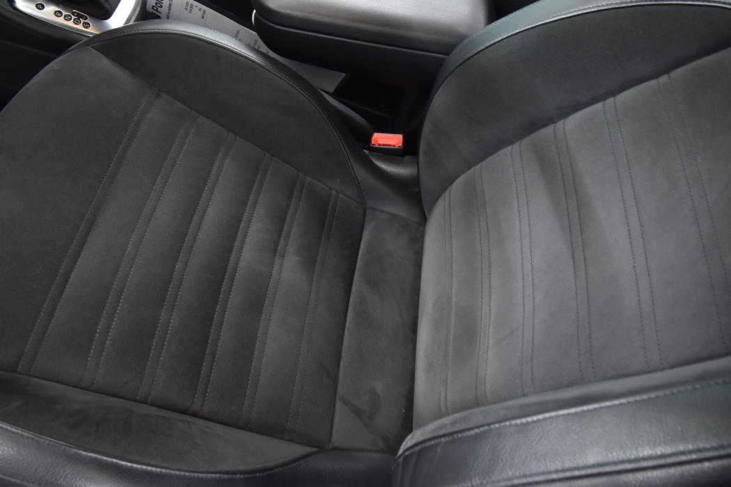 VOLKSWAGEN Polo 2011