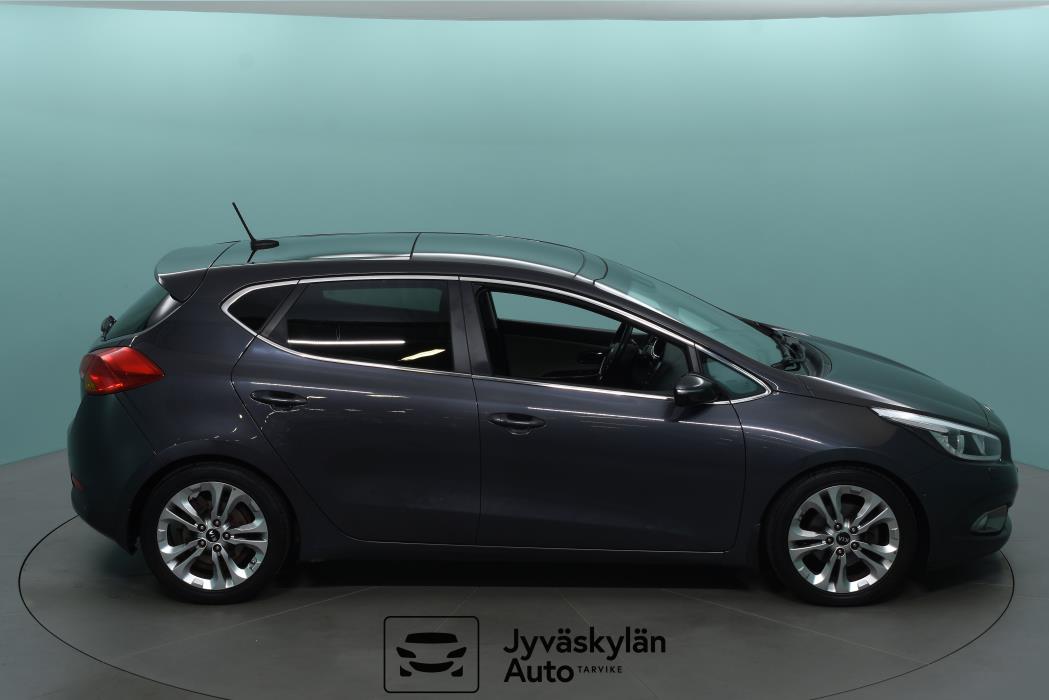 KIA cee'd 2012