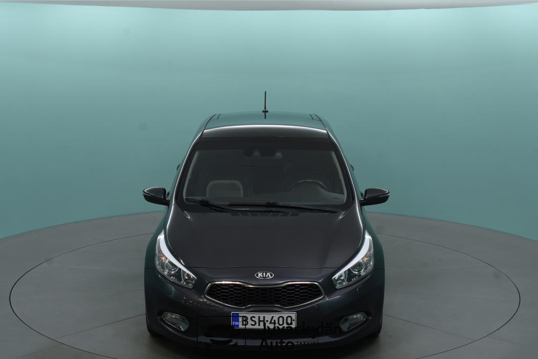 KIA cee'd 2012