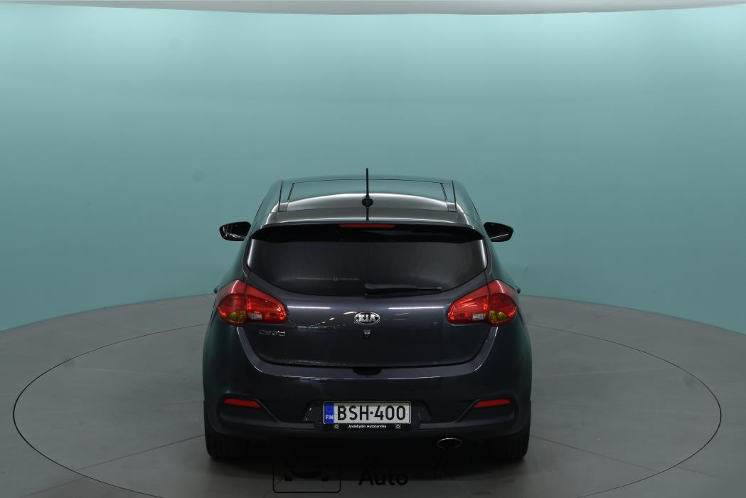 KIA cee'd 2012