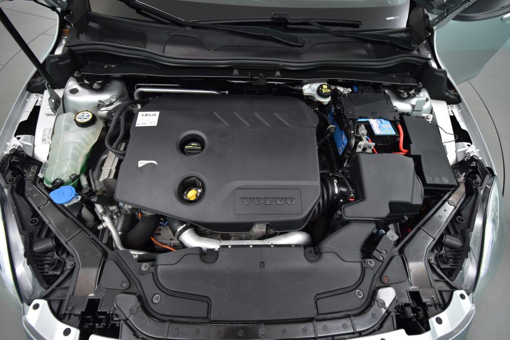 VOLVO V40 Cross Country 2015