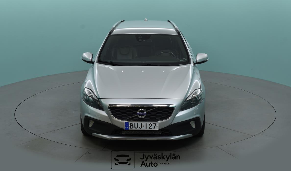 VOLVO V40 Cross Country 2015