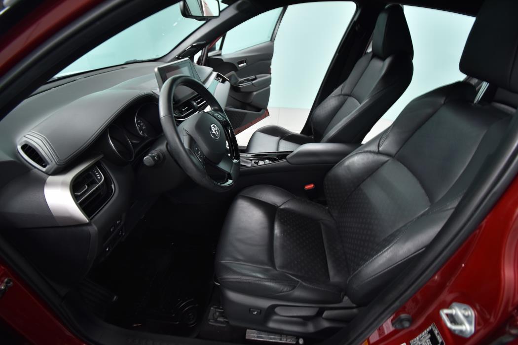 TOYOTA C-HR 2019