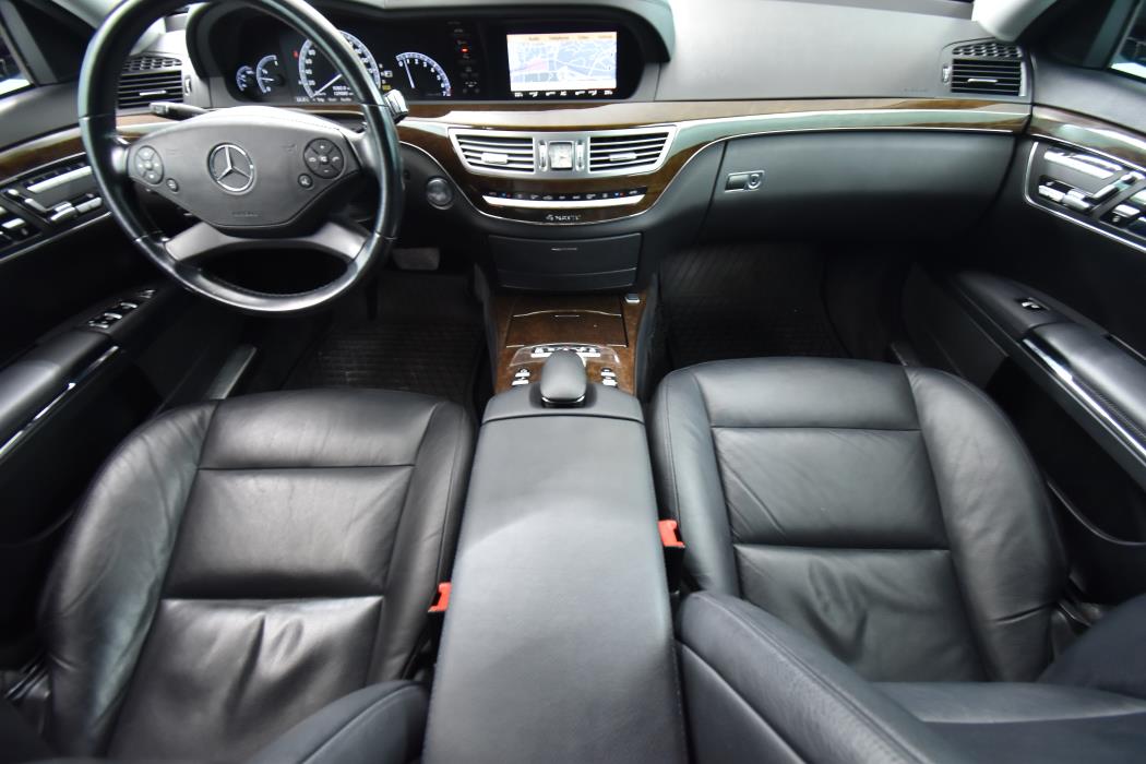 MERCEDES-BENZ S 2012