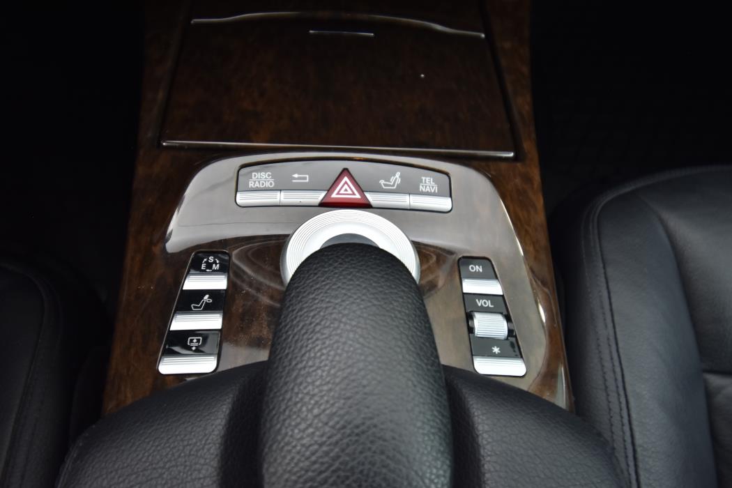 MERCEDES-BENZ S 2012