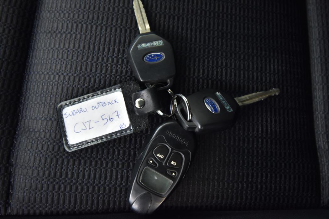 SUBARU Outback 2015