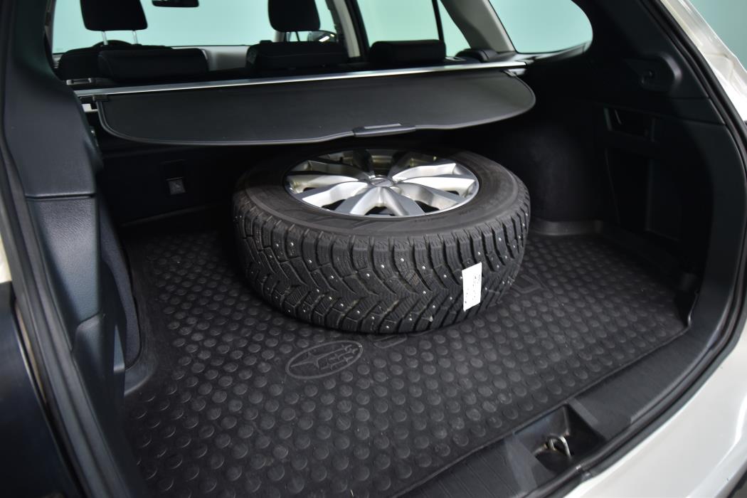 SUBARU Outback 2015