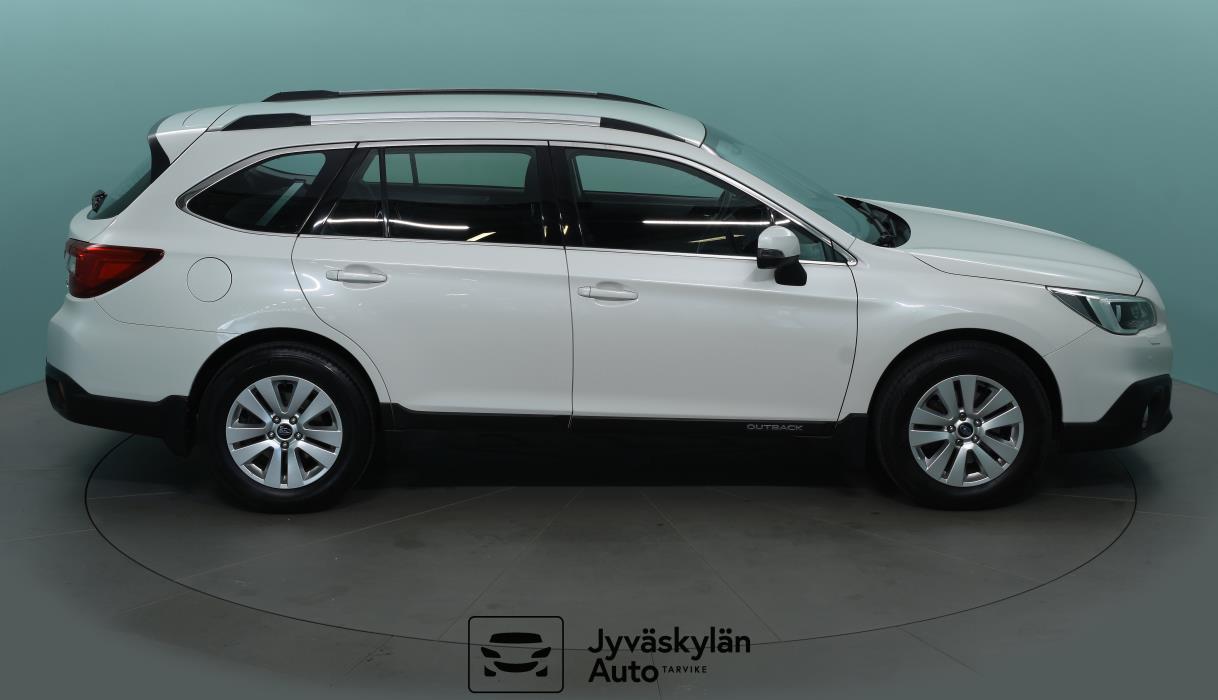 SUBARU Outback 2015