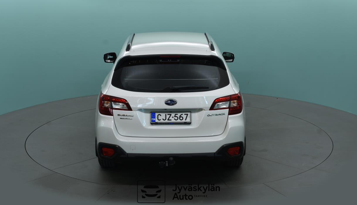 SUBARU Outback 2015