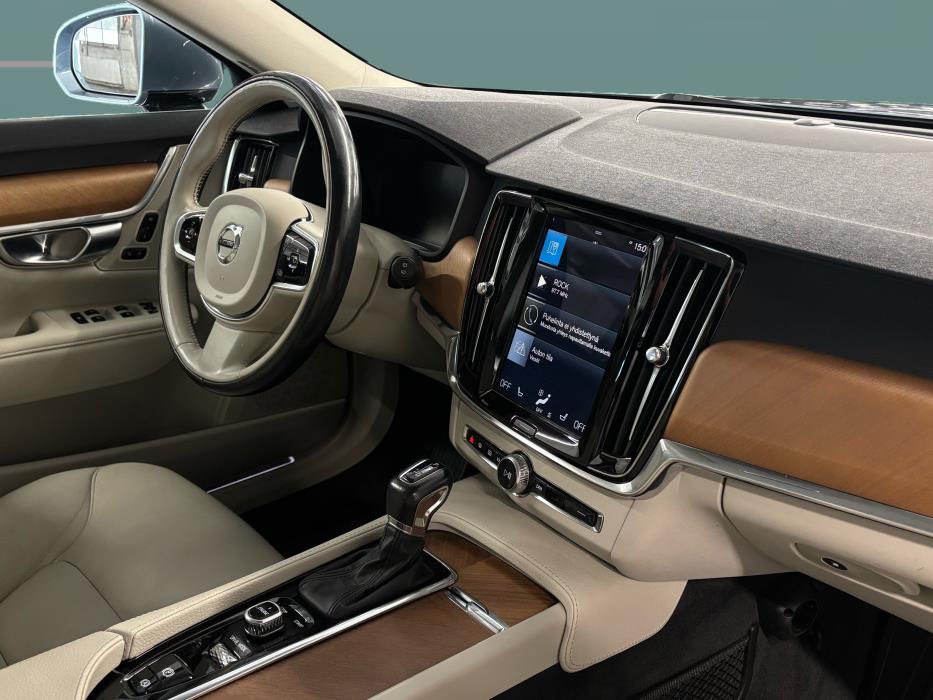 VOLVO V90 2016