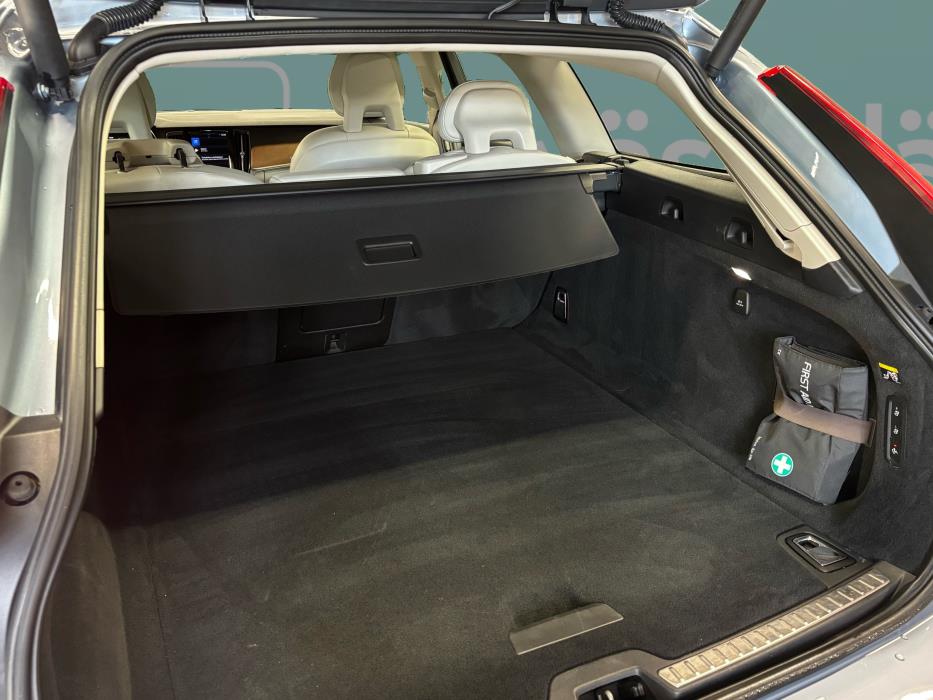 VOLVO V90 2016