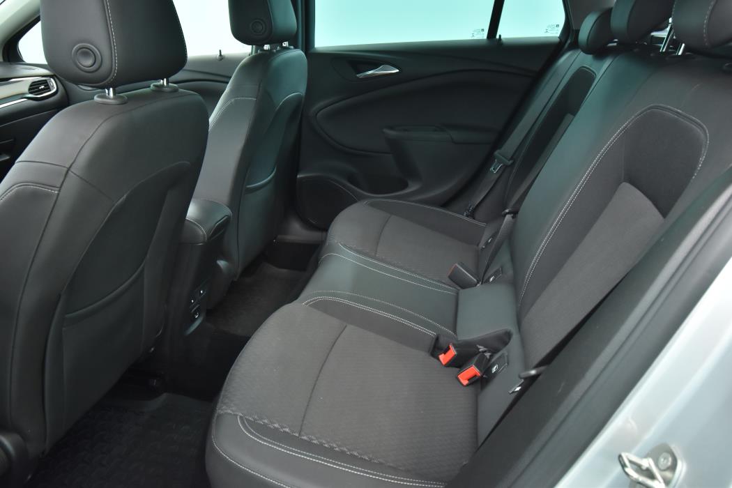 OPEL Astra 2018