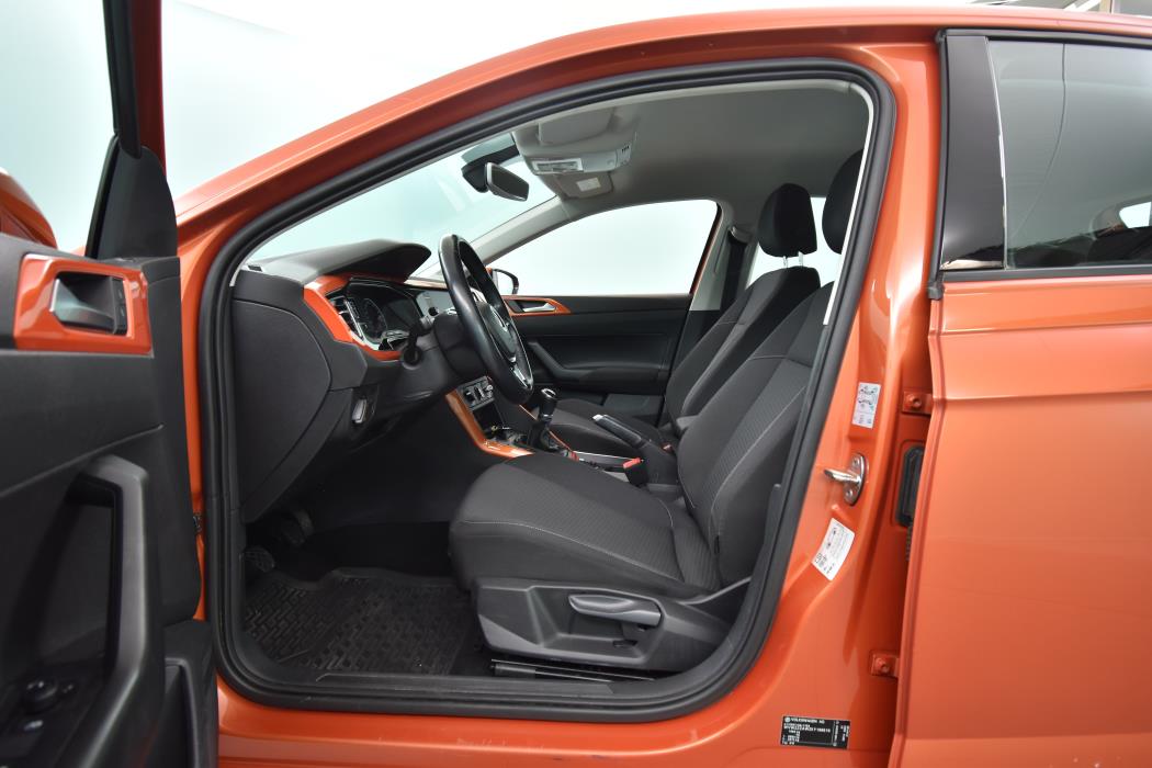 VOLKSWAGEN Polo 2019