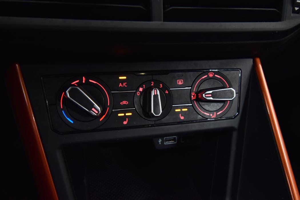 VOLKSWAGEN Polo 2019