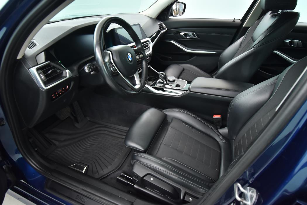 BMW 330 2020