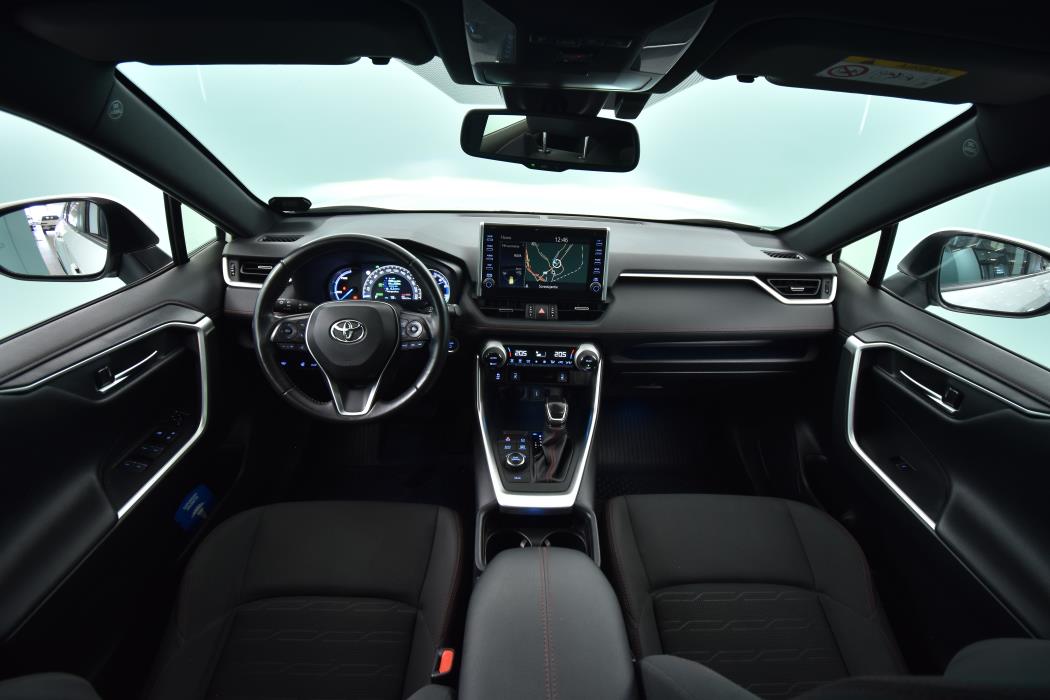 TOYOTA RAV4 Plug-in 2021