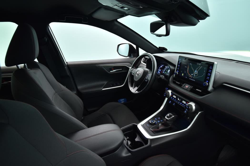 TOYOTA RAV4 Plug-in 2021