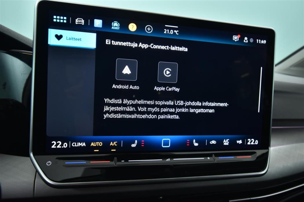 VOLKSWAGEN Golf 2024