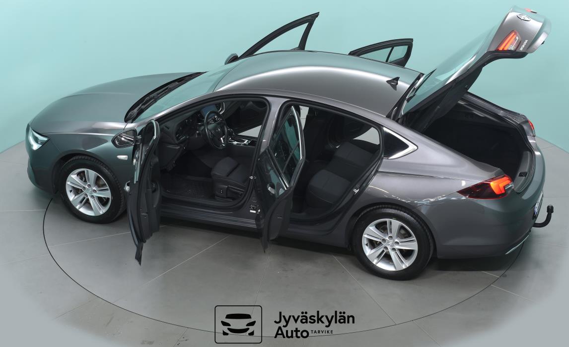 OPEL Insignia 2023