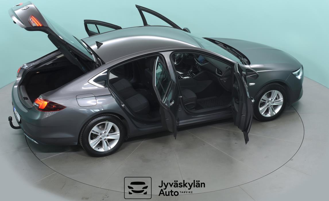 OPEL Insignia 2023