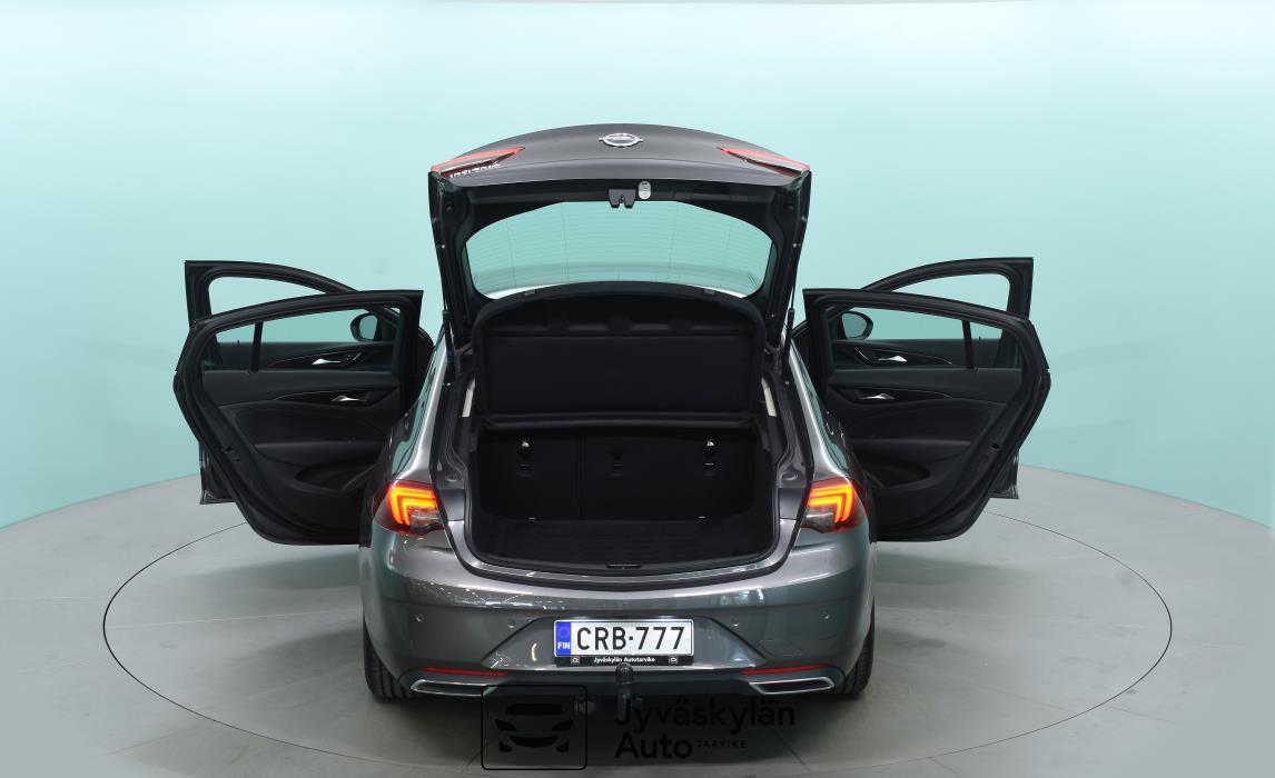 OPEL Insignia 2023