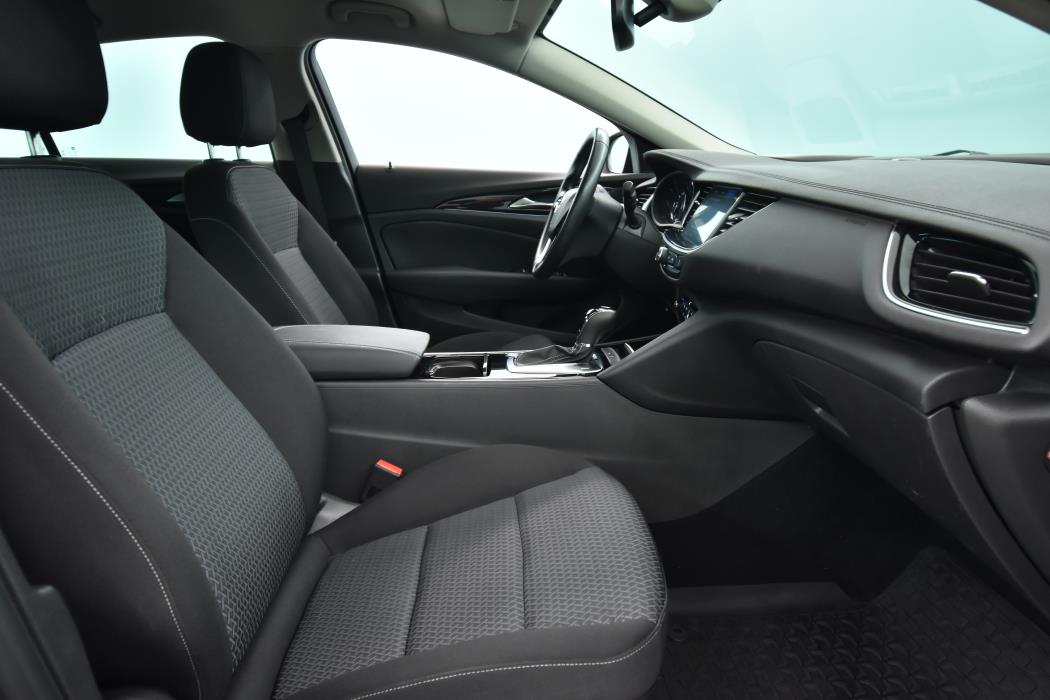 OPEL Insignia 2023