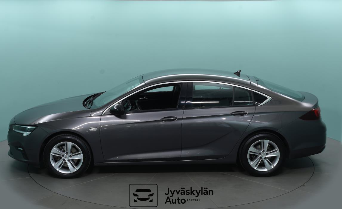 OPEL Insignia 2023