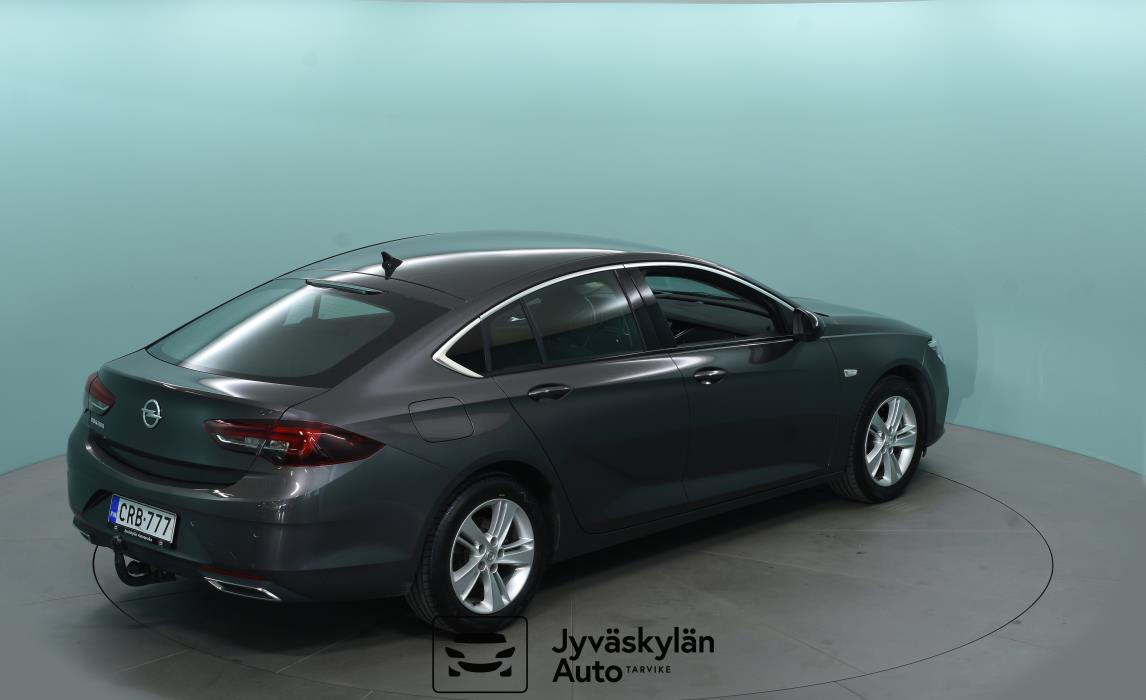 OPEL Insignia 2023
