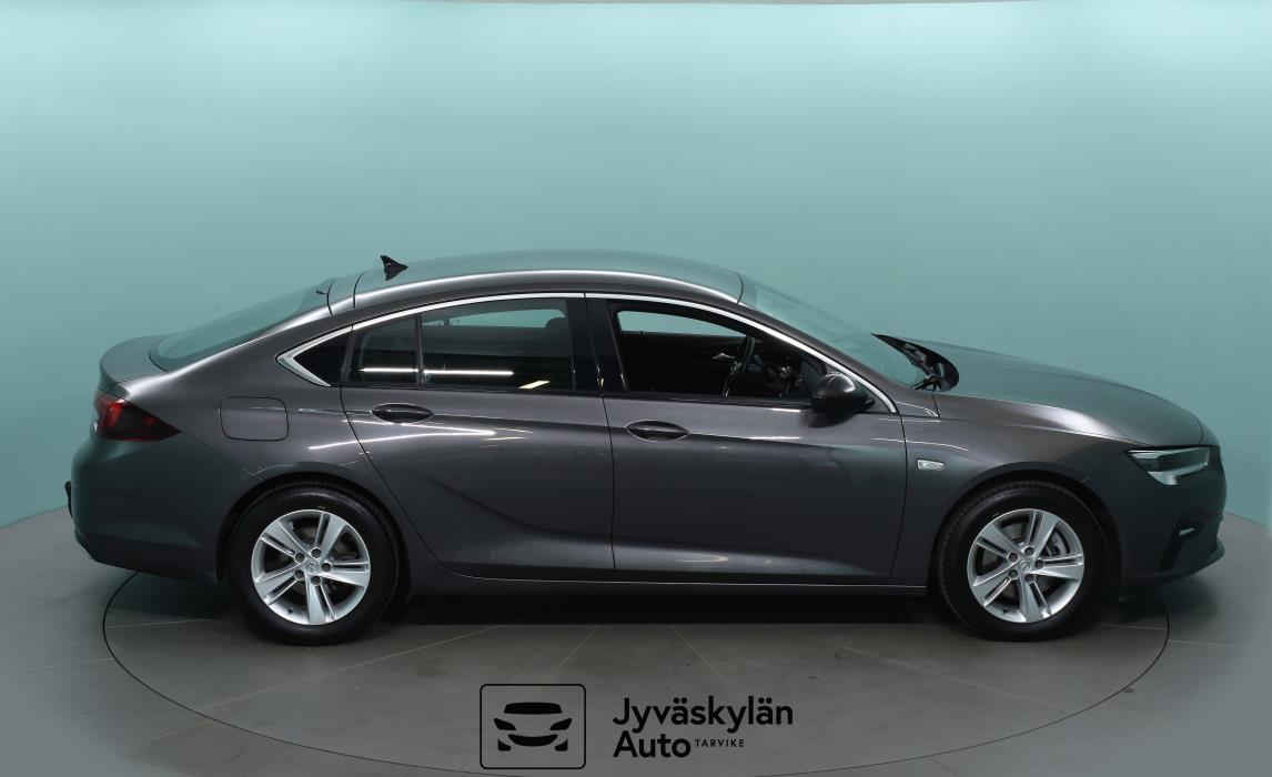 OPEL Insignia 2023