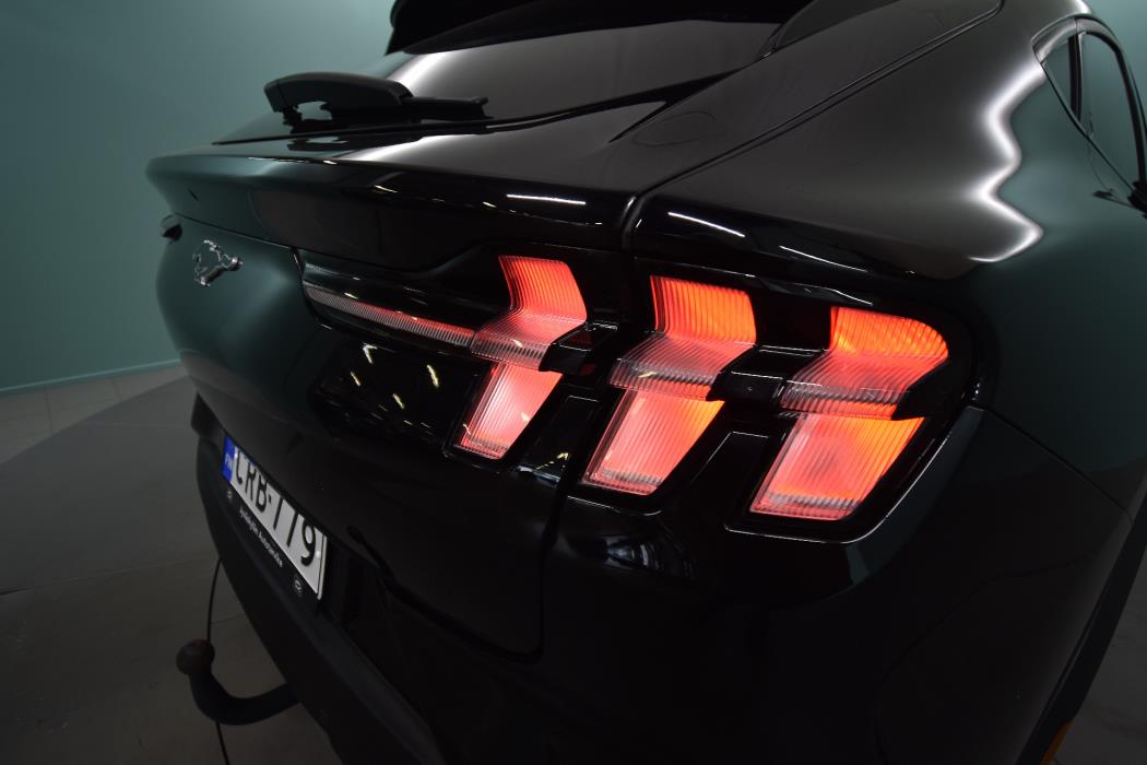 FORD Mustang Mach-E 2022