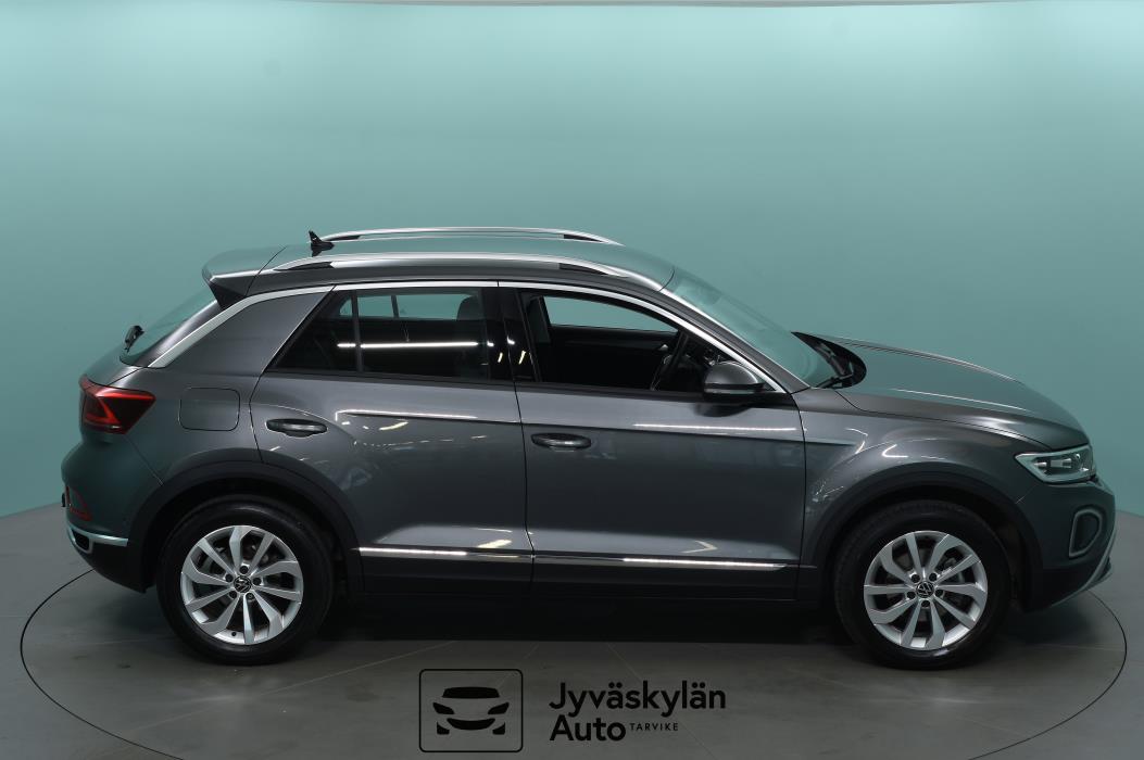 VOLKSWAGEN T-Roc 2024