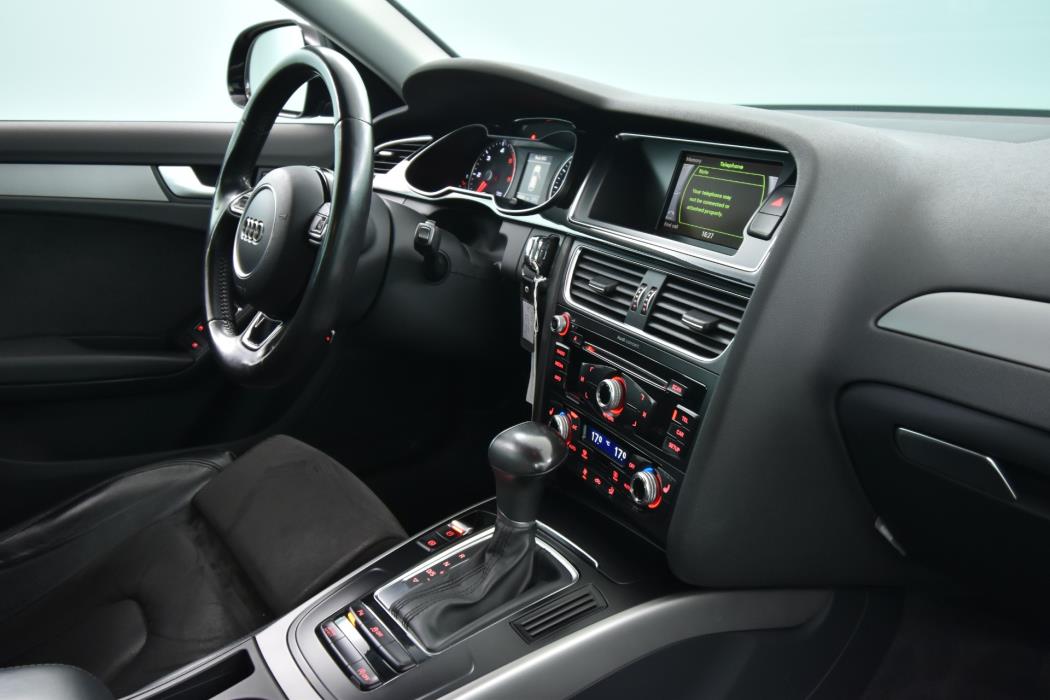 AUDI A4 allroad quattro 2015