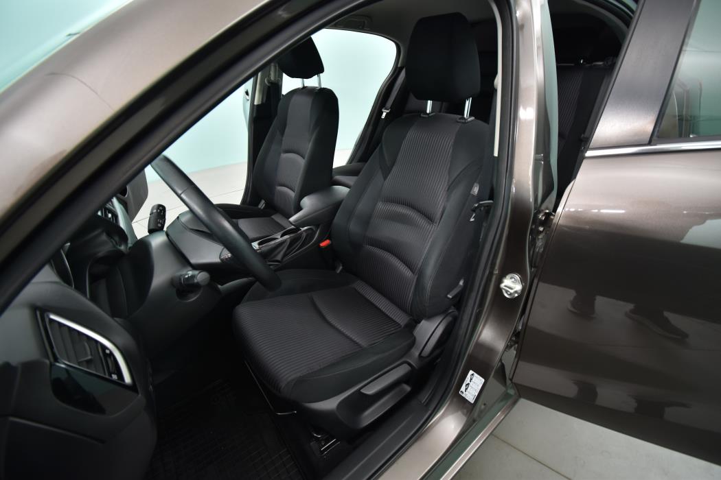 MAZDA Mazda3 2016