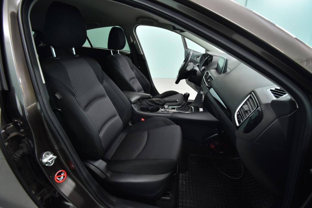 MAZDA Mazda3 2016