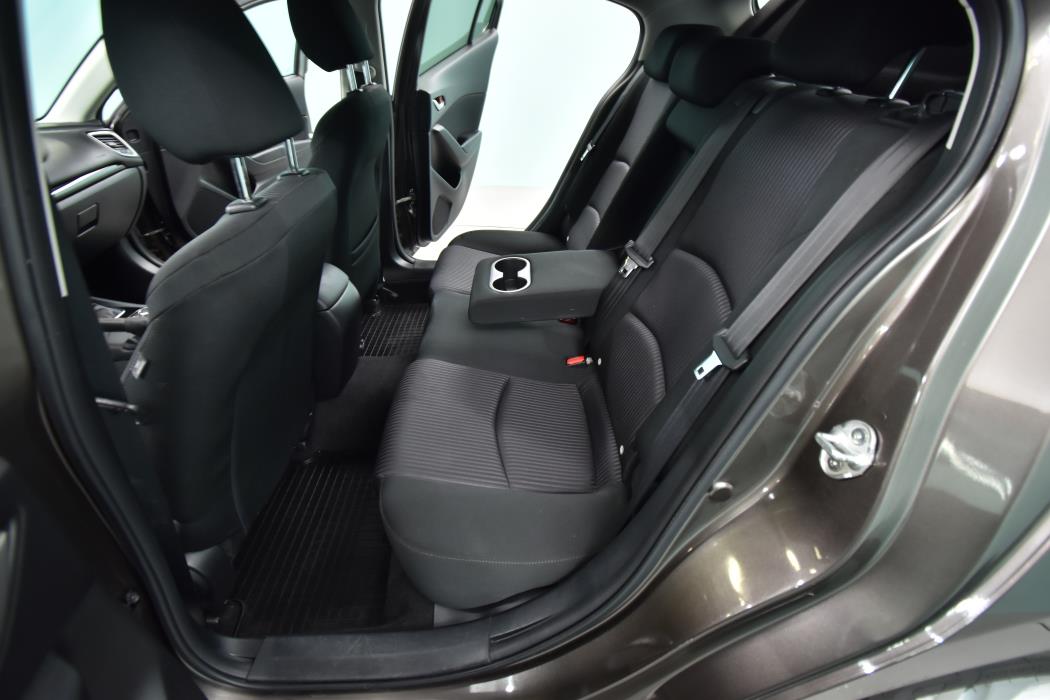 MAZDA Mazda3 2016