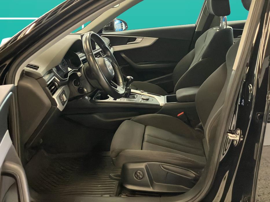 AUDI A4 2017