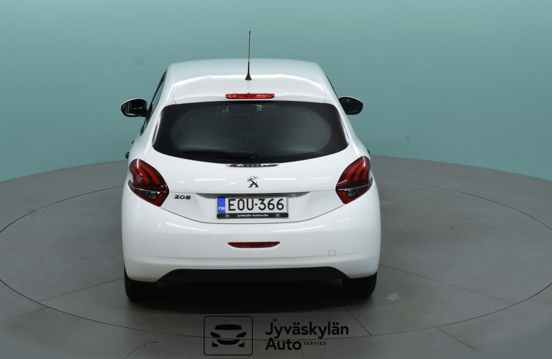 PEUGEOT 208 2018