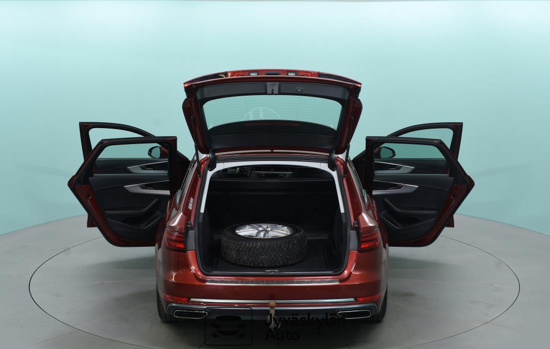 AUDI A4 2019