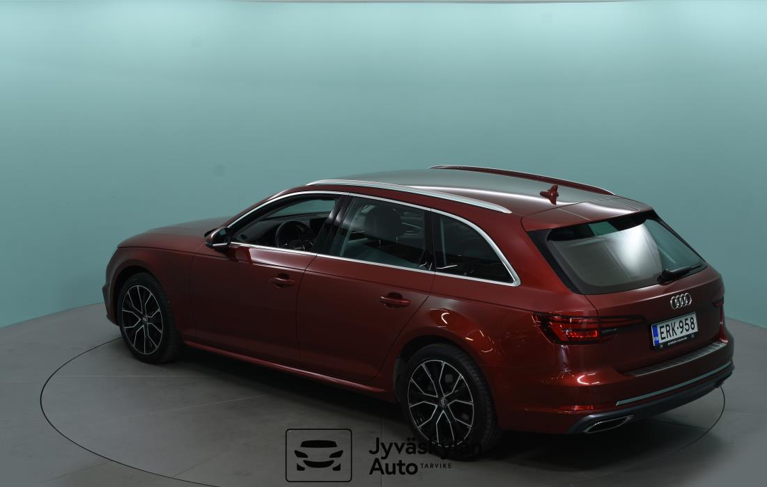 AUDI A4 2019