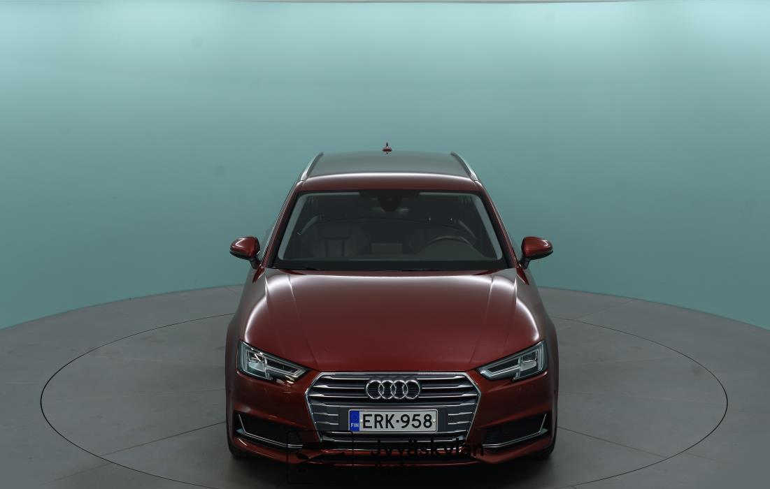 AUDI A4 2019