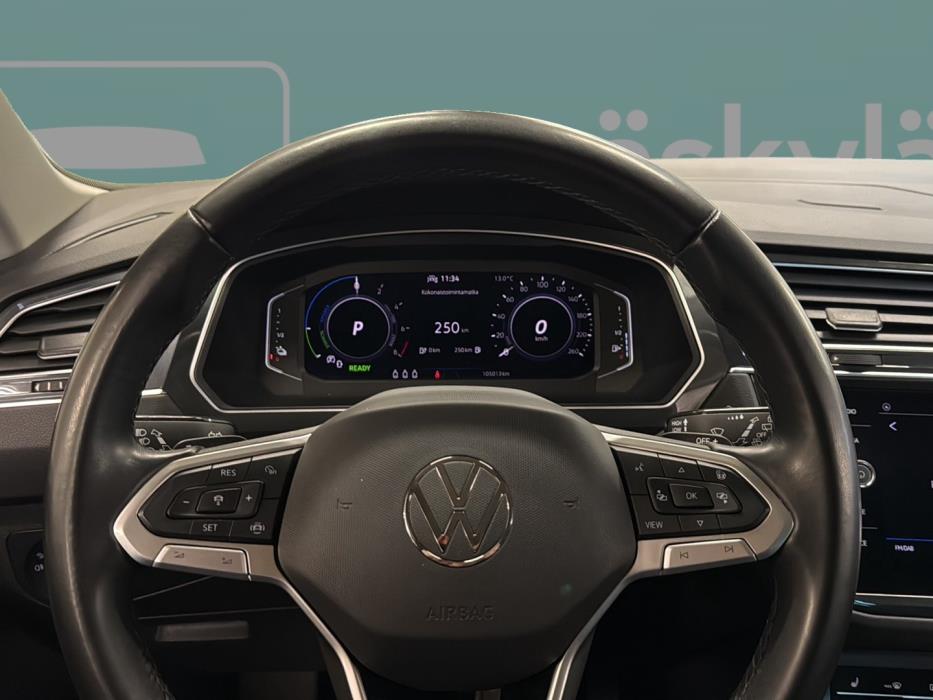 VOLKSWAGEN Tiguan 2021