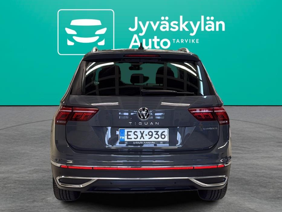 VOLKSWAGEN Tiguan 2021