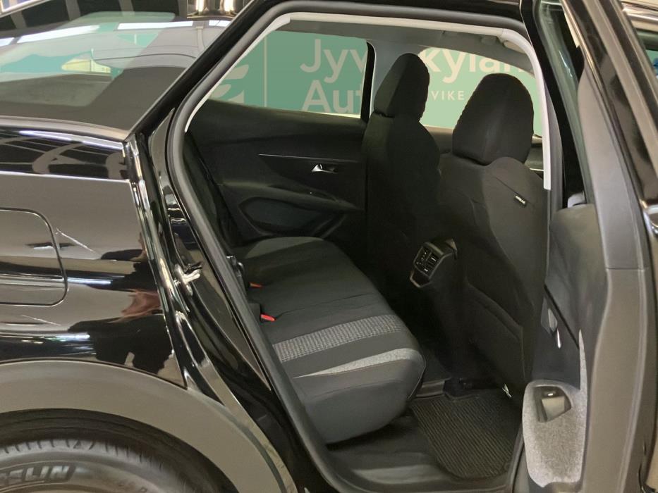 PEUGEOT 3008 2020