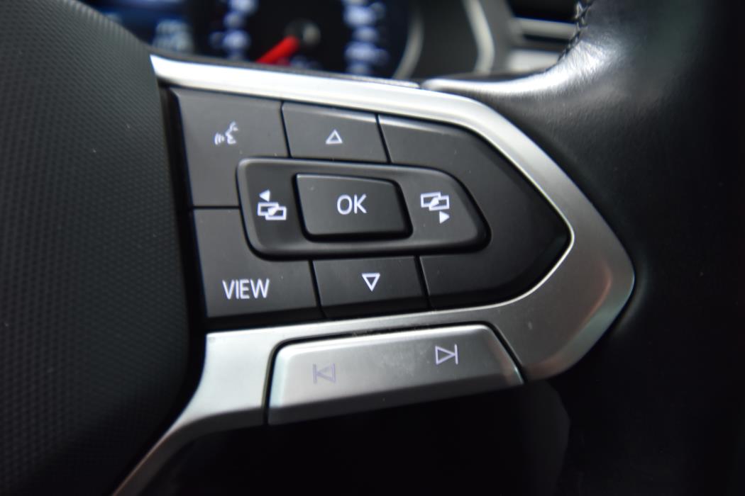 VOLKSWAGEN Passat 2021