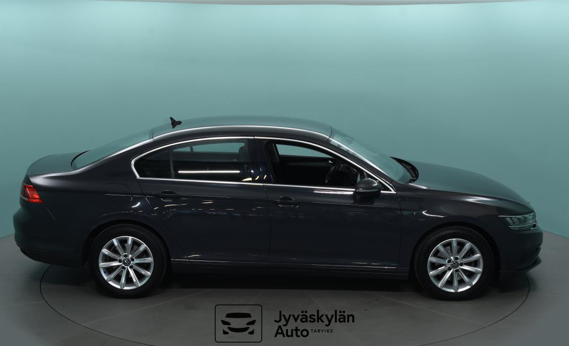 VOLKSWAGEN Passat 2021