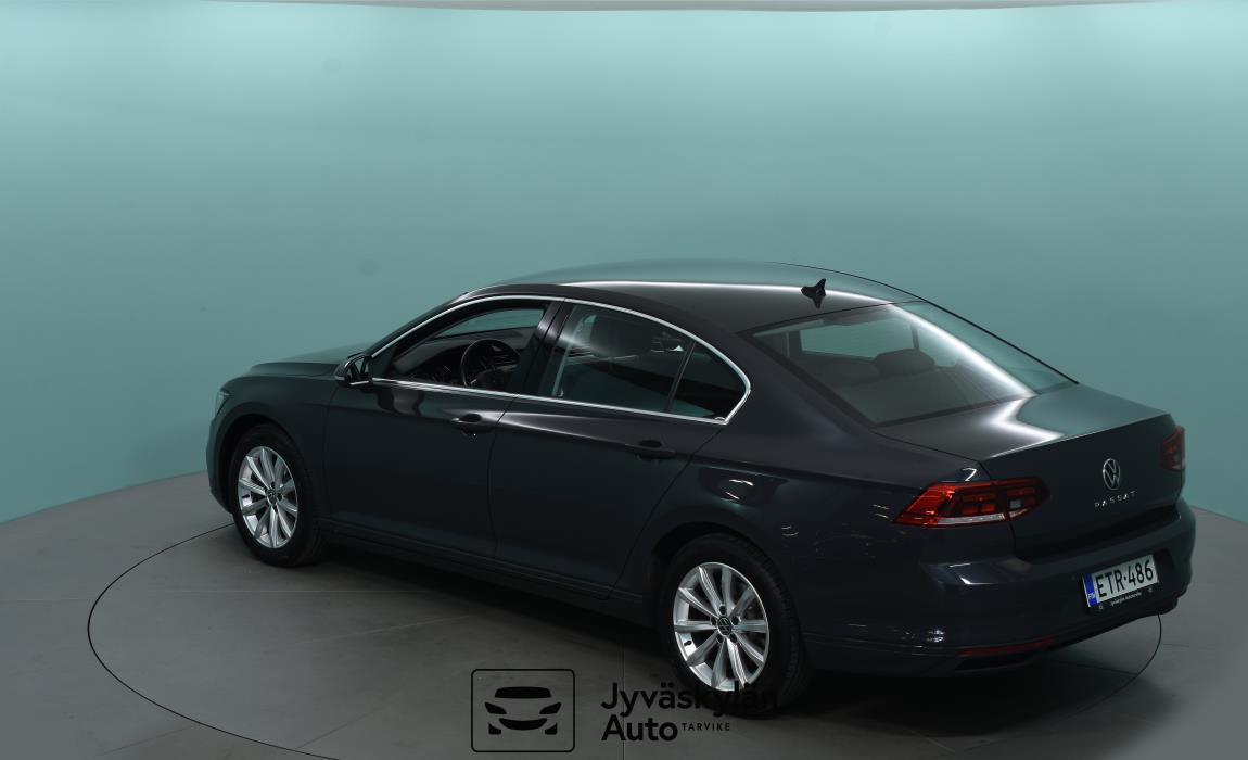 VOLKSWAGEN Passat 2021